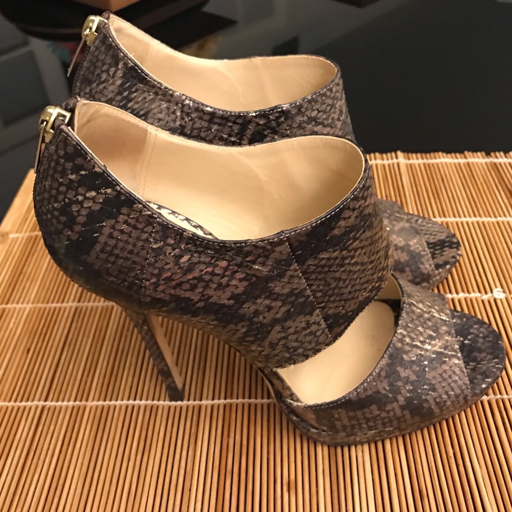 Authentic Private Jimmy Choo Multicolor Python Le… - image 2